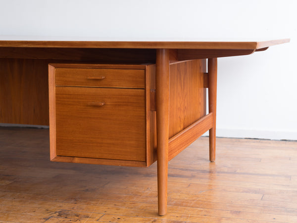 Vintage Mid Century Danish Teak Executive Desk Model No. 207B by Arner Vodder for Sibast